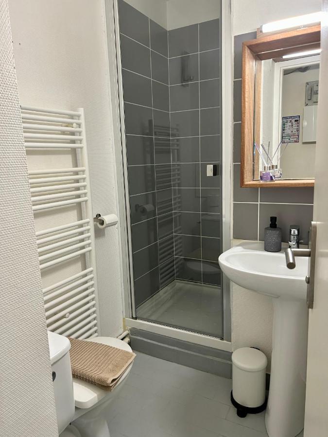 Appartement Bords De L'Eure Charmant Studio Chartres Exteriér fotografie