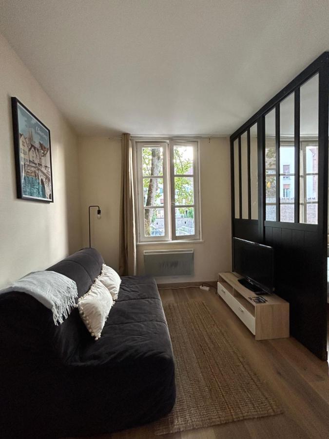 Appartement Bords De L'Eure Charmant Studio Chartres Exteriér fotografie